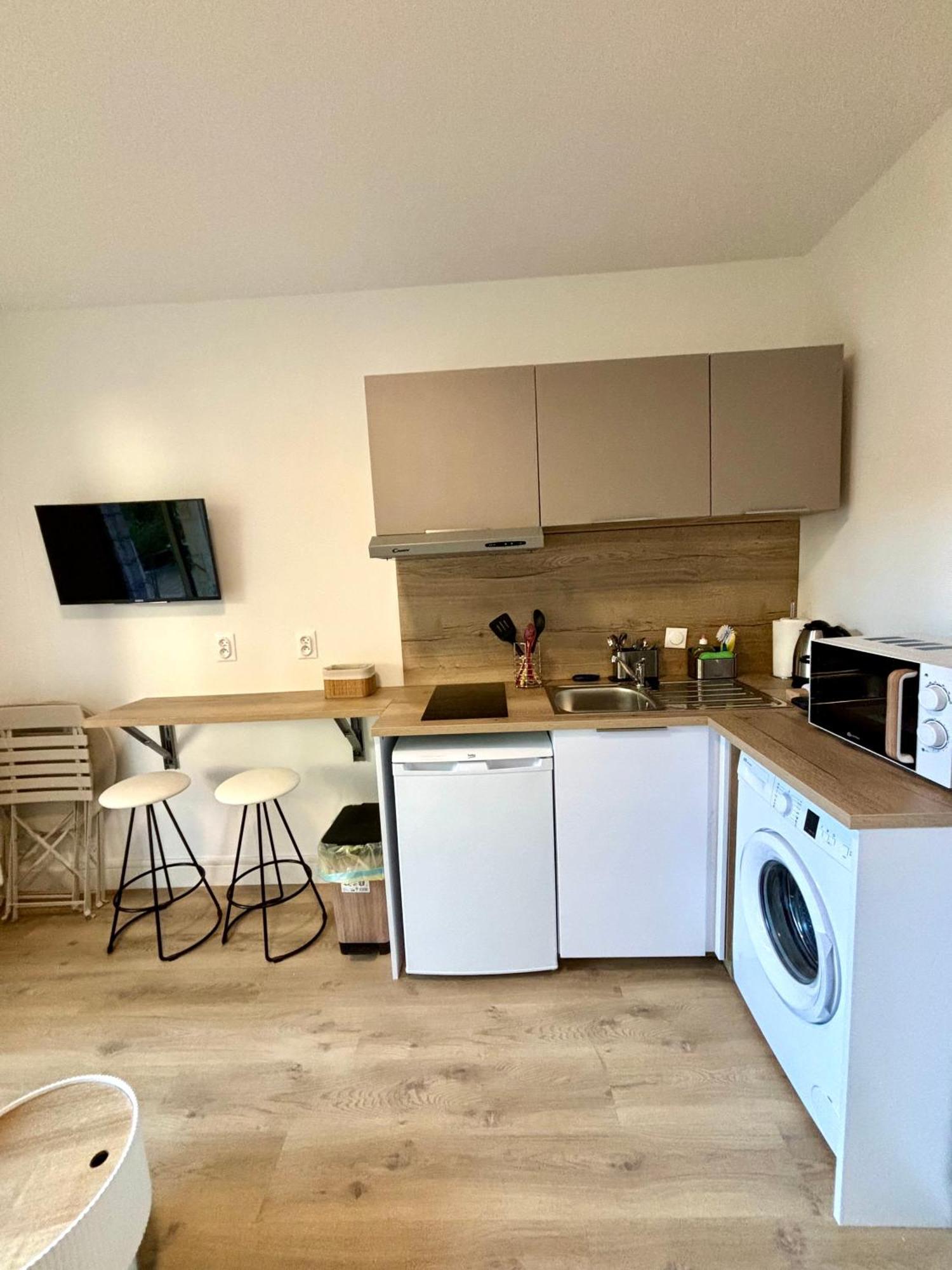 Studio En Rez De Jardin Deauville Centre Et Plage Bagian luar foto