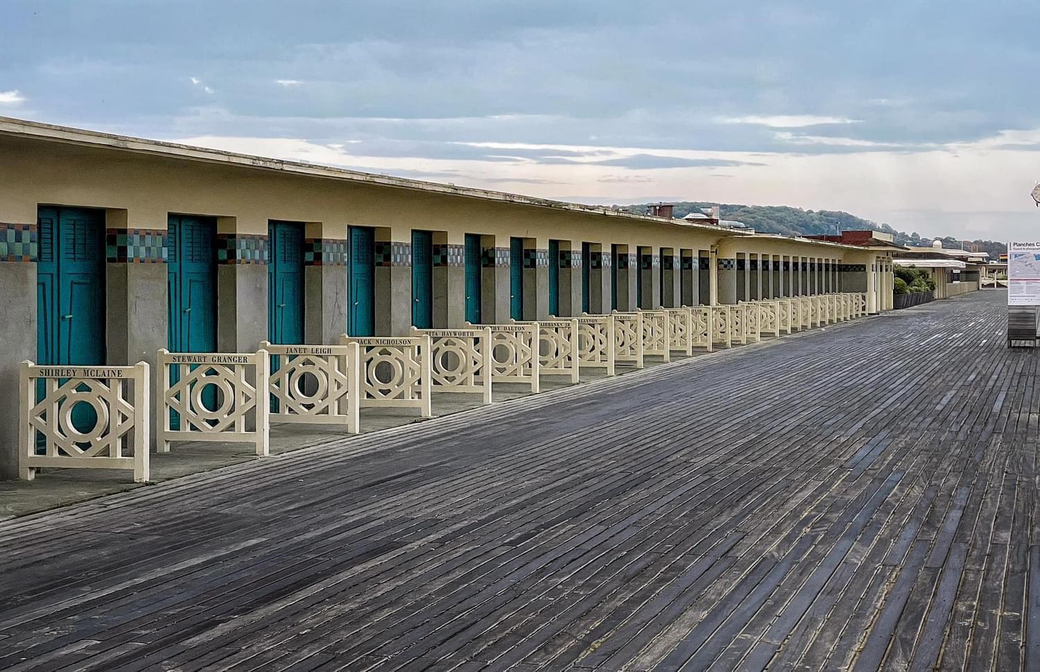 Studio En Rez De Jardin Deauville Centre Et Plage Bagian luar foto